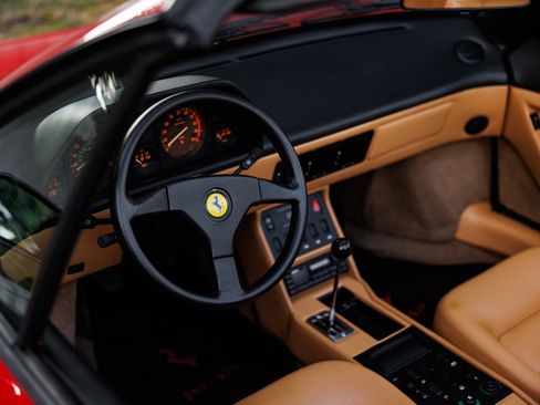 Used 1989 Ferrari Mondial T image 26