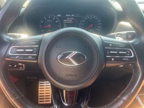 Used 2018 Kia Stinger GT2 AWD/4WD image 21