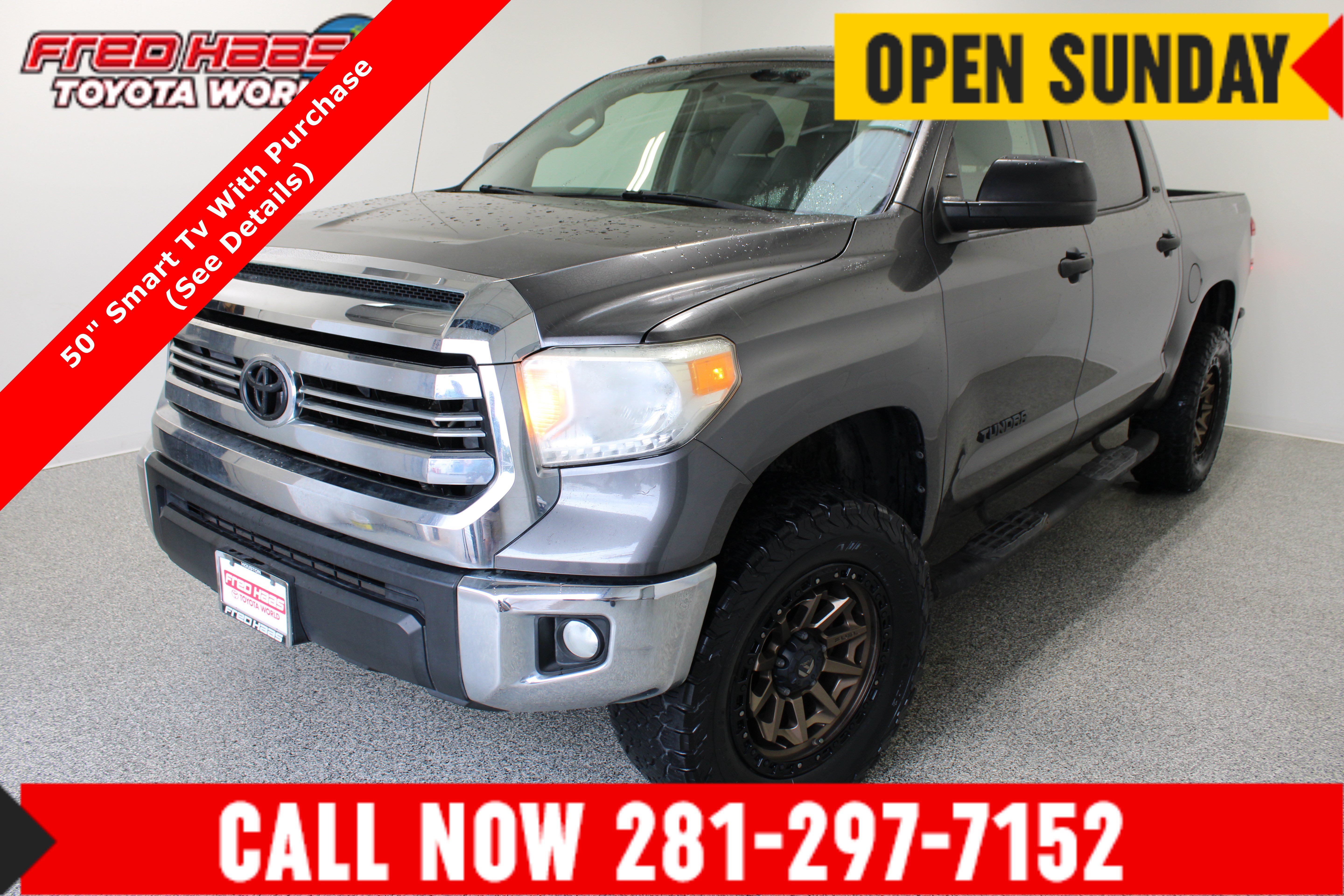 Used 2017 Toyota Tundra SR5 RWD image 1