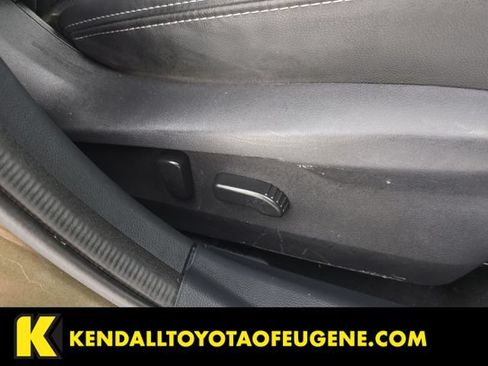 Used 2022 Subaru Outback Limited AWD/4WD image 32