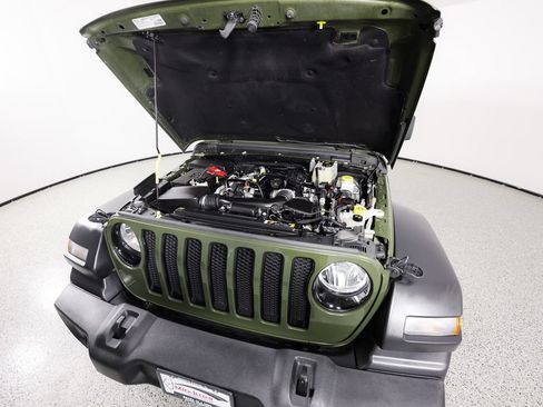 Used 2022 Jeep Wrangler Unlimited Sport AWD/4WD image 11