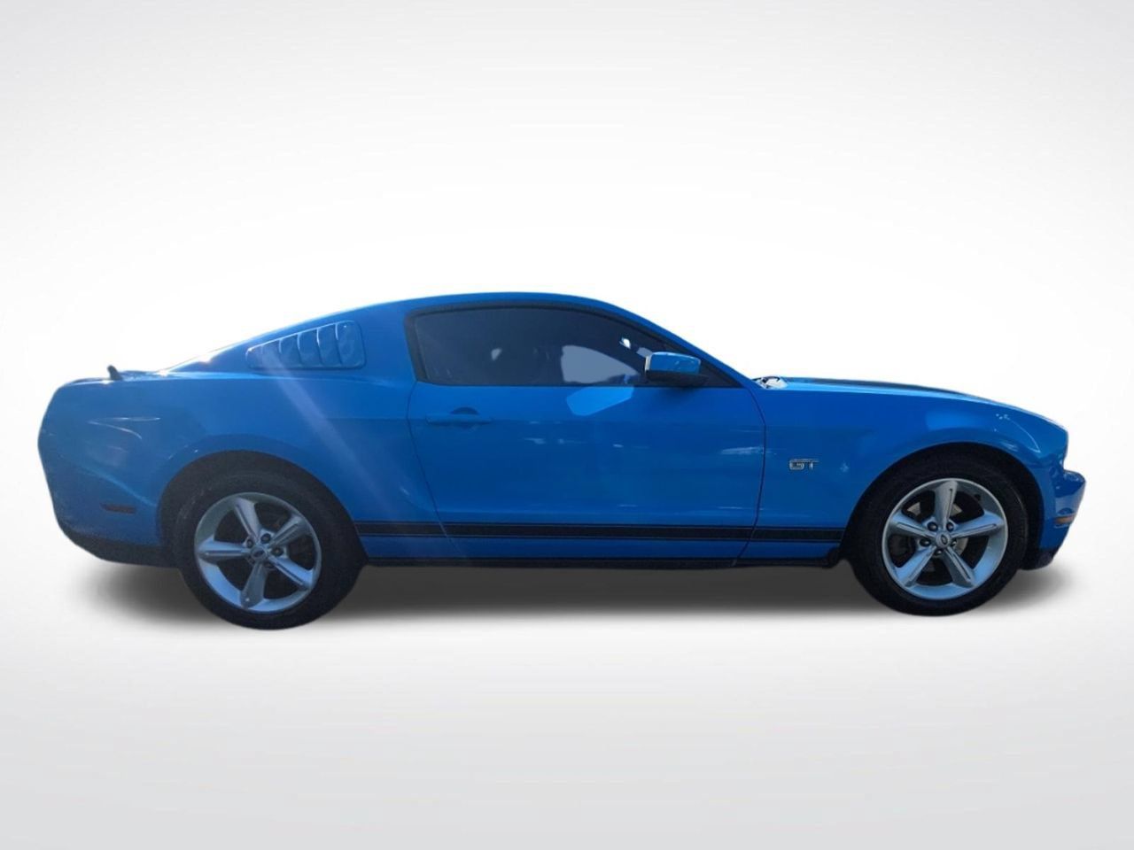 Used 2010 Ford Mustang GT Premium RWD image 8
