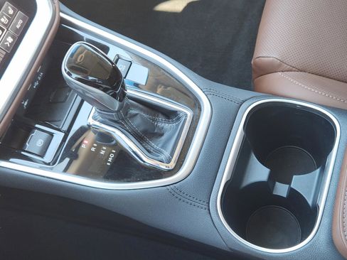 Used 2022 Subaru Outback Touring w/ Tech Package 2 image 20