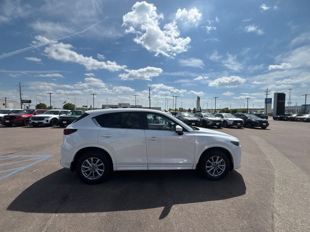 Used 2024 MAZDA CX-5 AWD 2.5 S w/ Preferred Package image 4