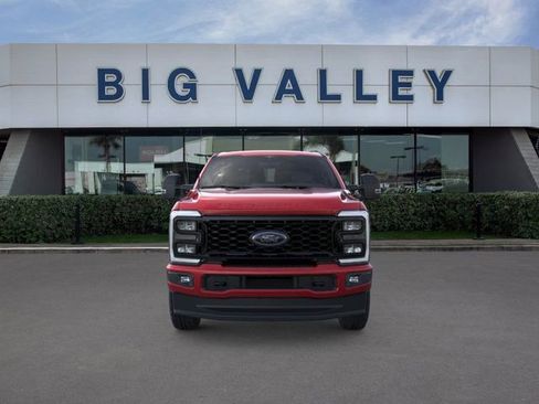 New 2026 Ford F250 XLT w/ XLT Premium Package AWD/4WD image 6