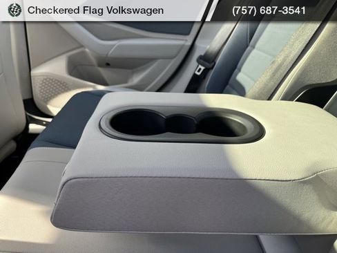 New 2026 Volkswagen Jetta SE image 51