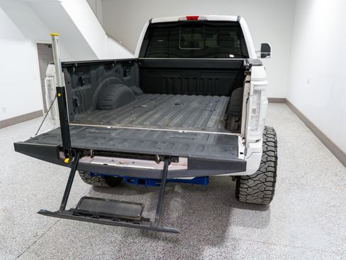 Used 2017 Ford F350 Platinum w/ Platinum Ultimate Package image 15