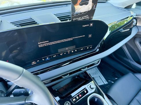 New 2026 Audi A6 Premium Plus AWD/4WD image 21