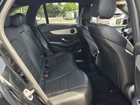 Used 2022 Mercedes-Benz GLC 300 image 16