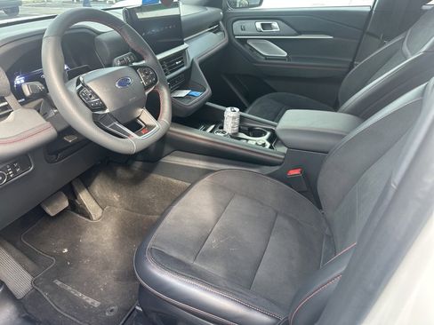 Used 2025 Ford Explorer ST w/ Sun And Sound Package image 2