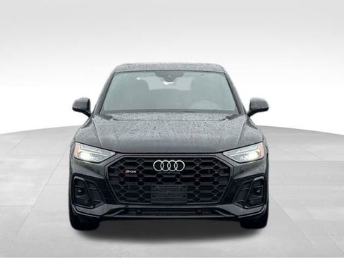Used 2023 Audi SQ5 Premium Plus w/ Premium Plus Package image 2