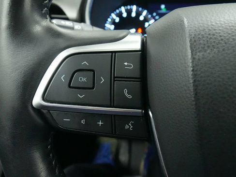 Used 2020 Toyota Highlander Limited AWD/4WD image 41