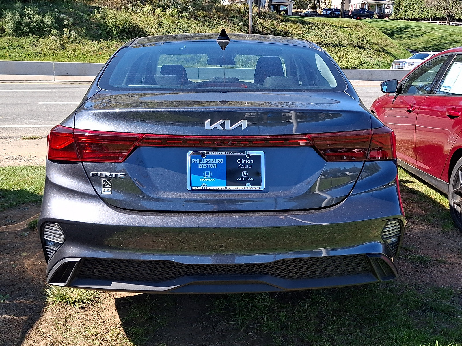 Used 2023 Kia Forte LXS FWD image 5