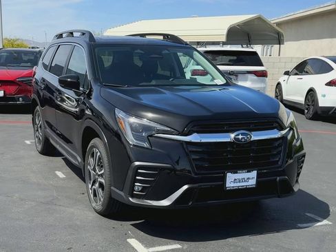 New 2026 Subaru Ascent Limited AWD/4WD image 3