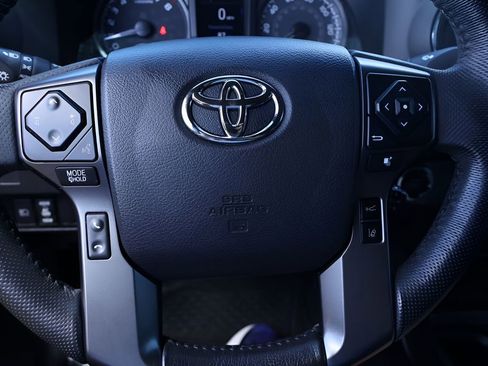 Certified 2022 Toyota Tacoma TRD Off-Road w/ Technology Package RWD image 18