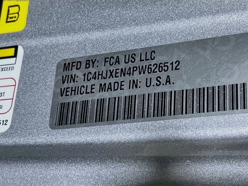 Used 2023 Jeep Wrangler Unlimited Sahara AWD/4WD image 31