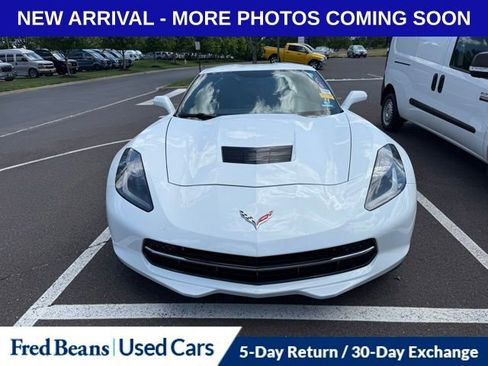 Used 2016 Chevrolet Corvette Stingray Coupe RWD image 2