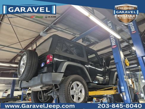 Used 2016 Jeep Wrangler Sport w/ Quick Order Package 23S AWD/4WD image 3