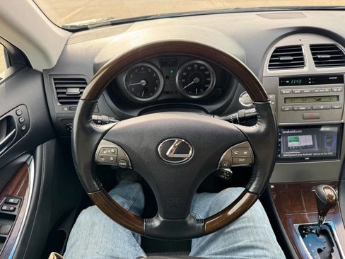 Used 2011 Lexus ES 350 Base 4dr Sedan image 18