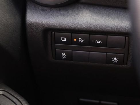 Certified 2024 Nissan Versa S w/ S Plus Package FWD image 18