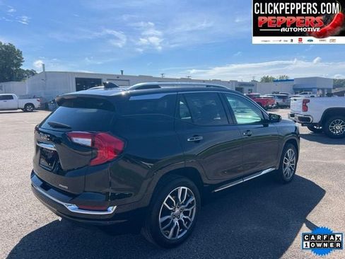 Used 2023 GMC Terrain Denali w/ Denali Premium Package AWD/4WD image 6