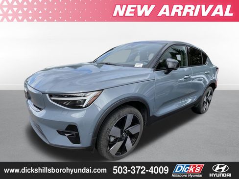 Used 2022 Volvo C40 P8 Recharge Ultimate AWD/4WD image 1