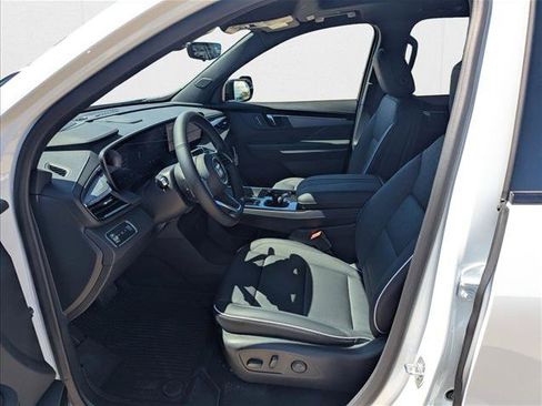 New 2026 Buick Enclave Sport Touring w/ Power Package image 4