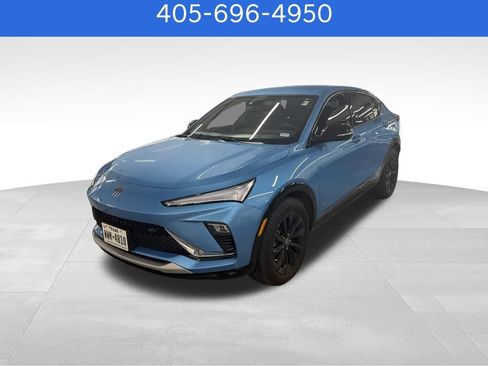 Used 2025 Buick Envista Sport Touring w/ Convenience II Package FWD image 1