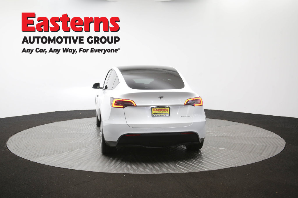 Used 2022 Tesla Model Y Long Range AWD/4WD image 34