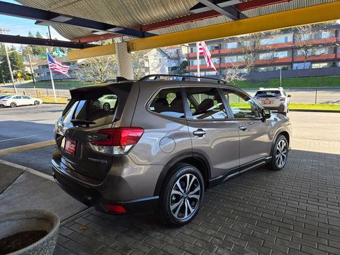 Used 2024 Subaru Forester Limited image 5