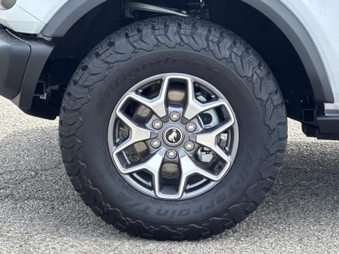 Certified 2025 Ford Bronco Badlands AWD/4WD image 32