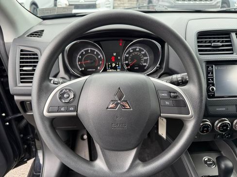 Used 2024 Mitsubishi Outlander Sport ES AWD/4WD image 15