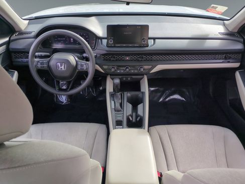 Used 2024 Honda Accord LX image 10