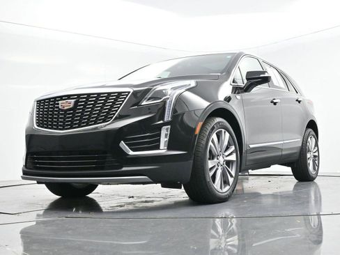 Certified 2025 Cadillac XT5 Premium Luxury image 48