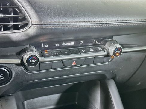 Used 2024 MAZDA MAZDA3 s FWD image 24