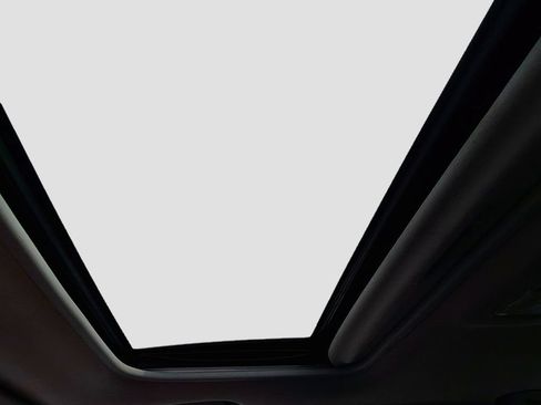Used 2017 Toyota Corolla SE FWD image 14