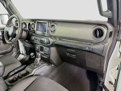 Used 2023 Jeep Wrangler Unlimited Sport AWD/4WD image 29