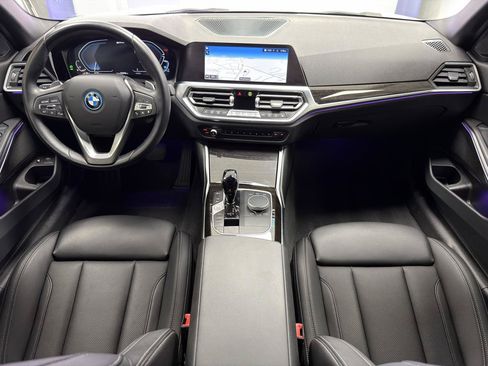 Used 2022 BMW 330e xDrive w/ Driving Assistance Package AWD/4WD image 29