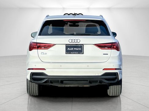 Used 2024 Audi Q3 2.0T Premium image 4