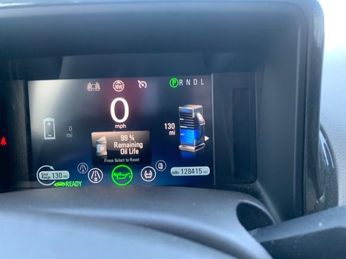 Used 2014 Chevrolet Volt Premium w/ Premium Trim Package image 7