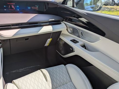 New 2026 Lincoln Nautilus Black Label AWD/4WD image 17