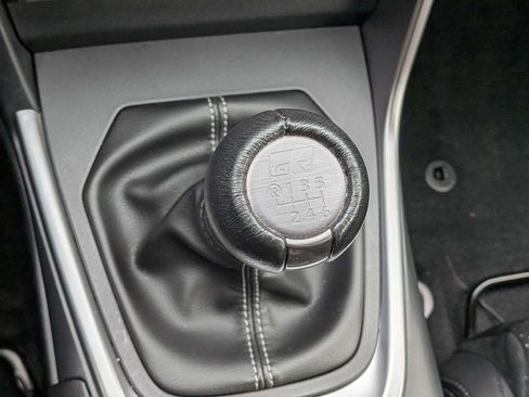 Used 2024 Toyota GR86 Premium image 26