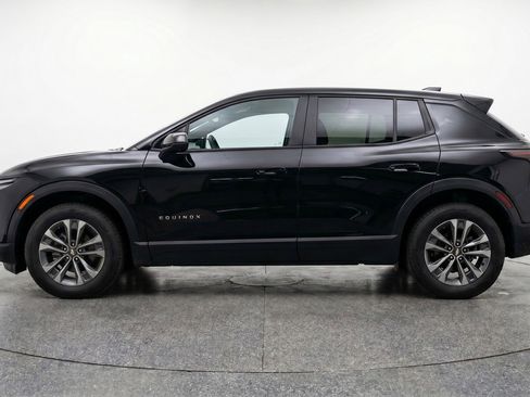 Used 2025 Chevrolet Equinox LT FWD image 5