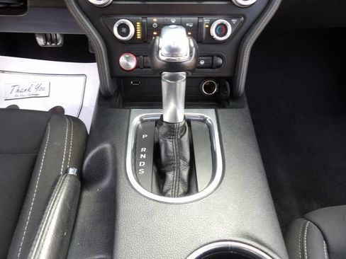 Used 2021 Ford Mustang Coupe RWD image 26