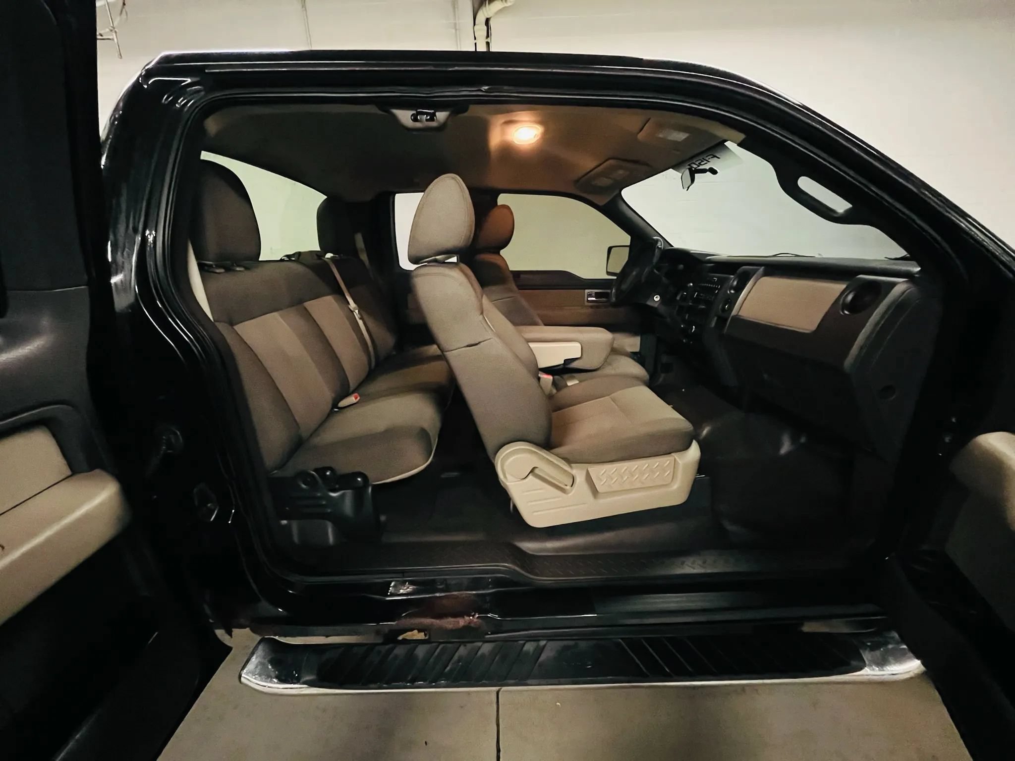Used 2010 Ford F150 STX AWD/4WD image 7