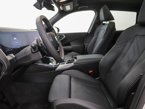 New 2025 BMW X3 xDrive30i w/ Premium Package image 11