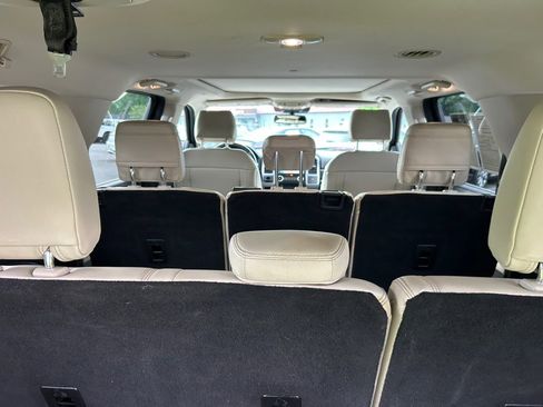 Used 2019 Ford Expedition Max Platinum AWD/4WD image 23