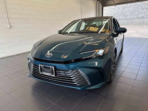 Certified 2025 Toyota Camry XLE AWD/4WD image 3