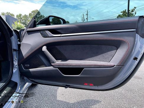 Used 2023 Porsche 911 Cabriolet image 21