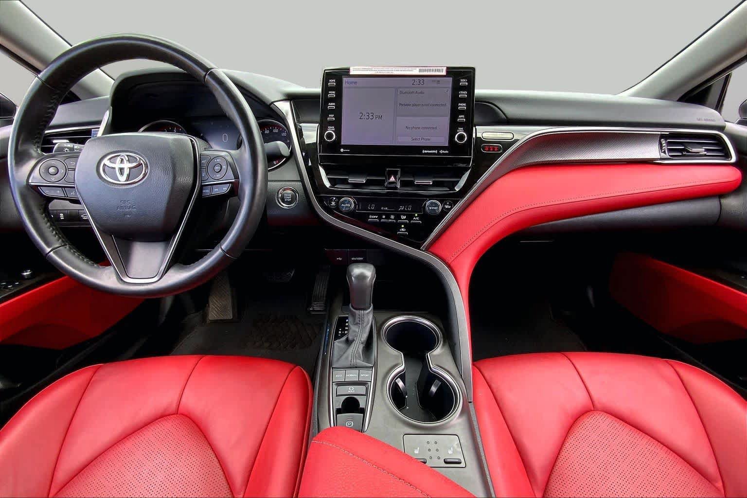Used 2024 Toyota Camry XSE FWD image 15